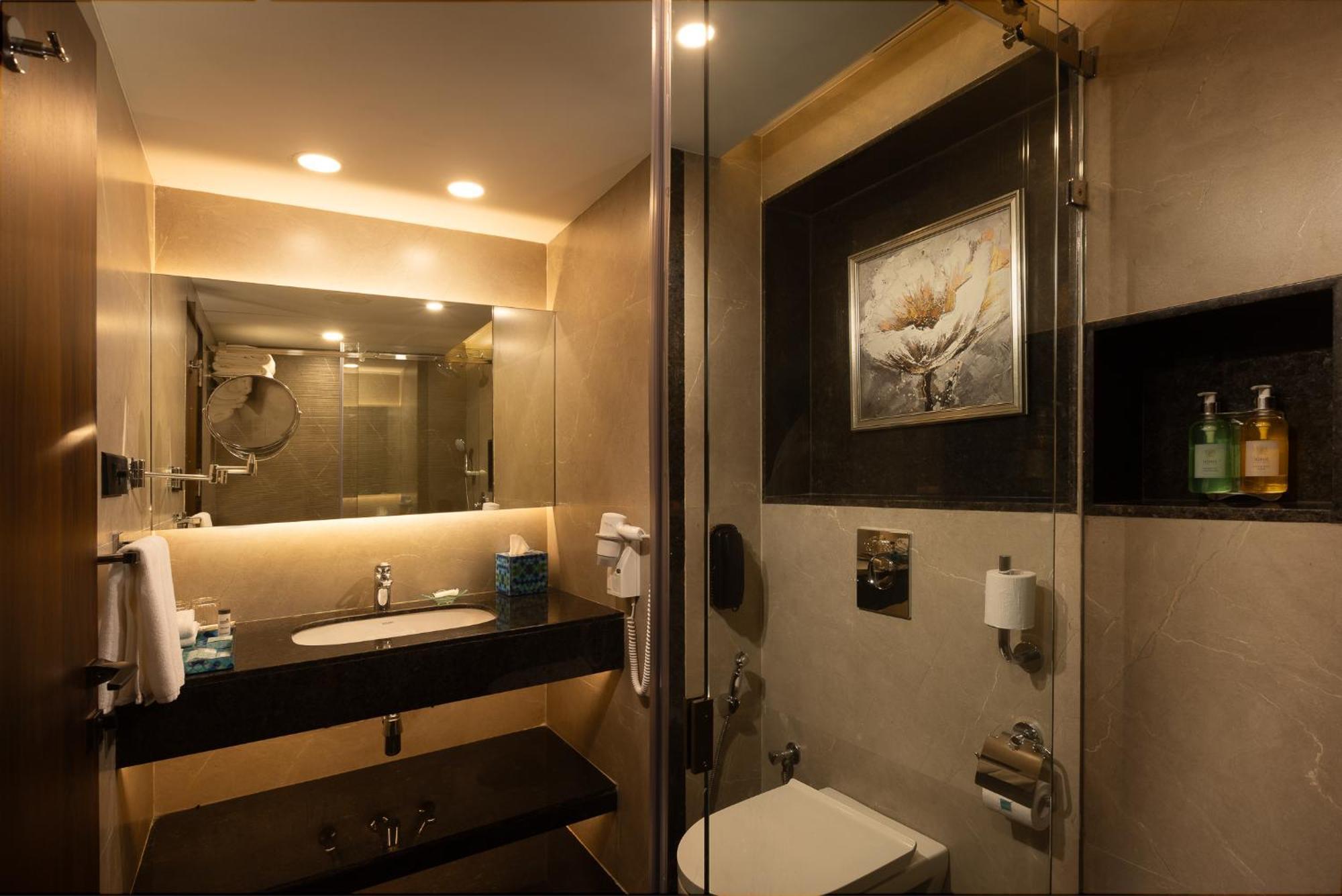 Kenilworth & Spa, Goa 5*